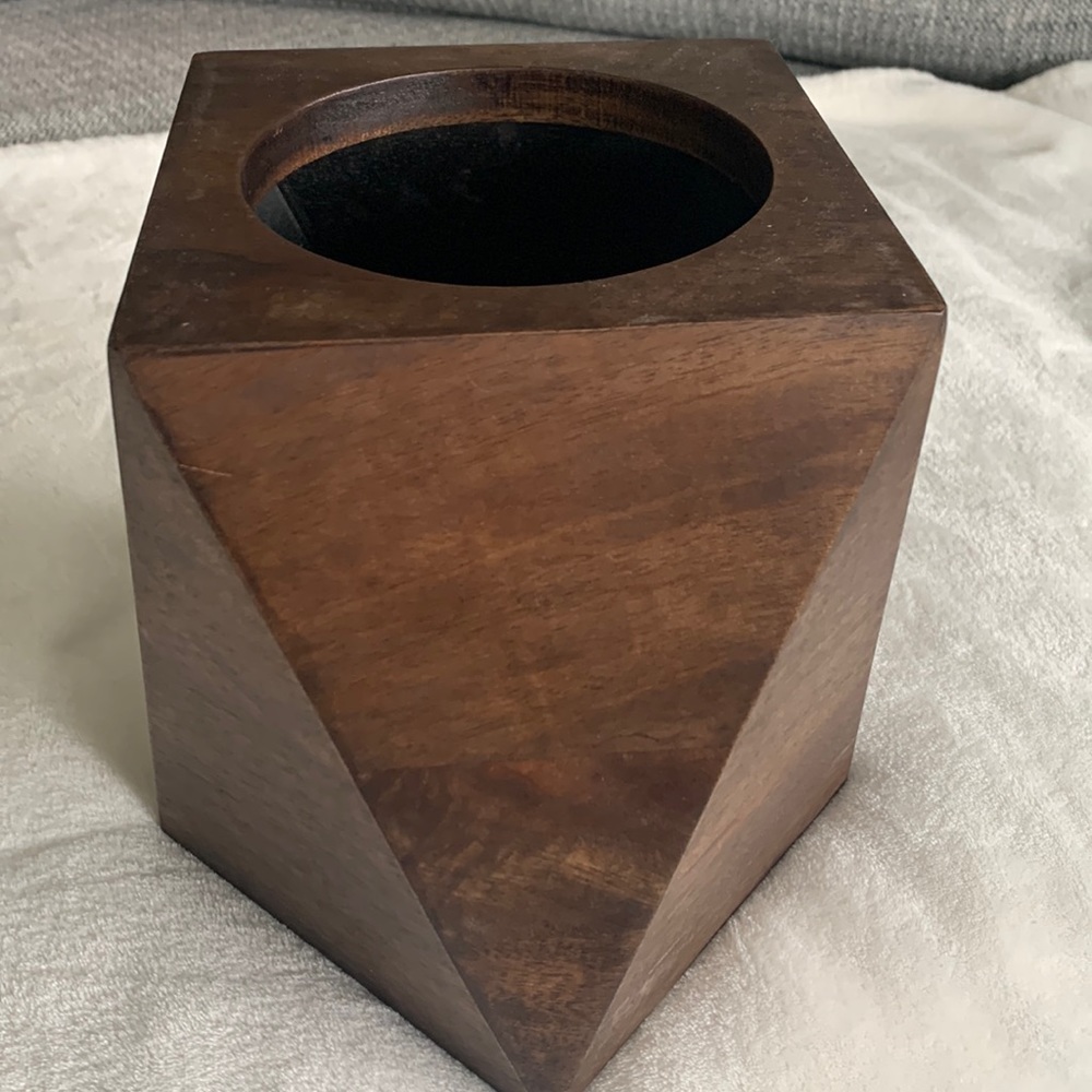 Wood accent
